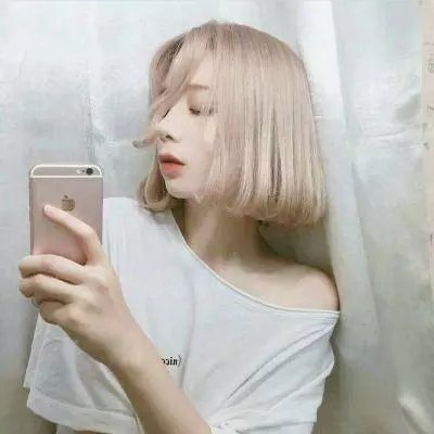 安娜与贝拉
